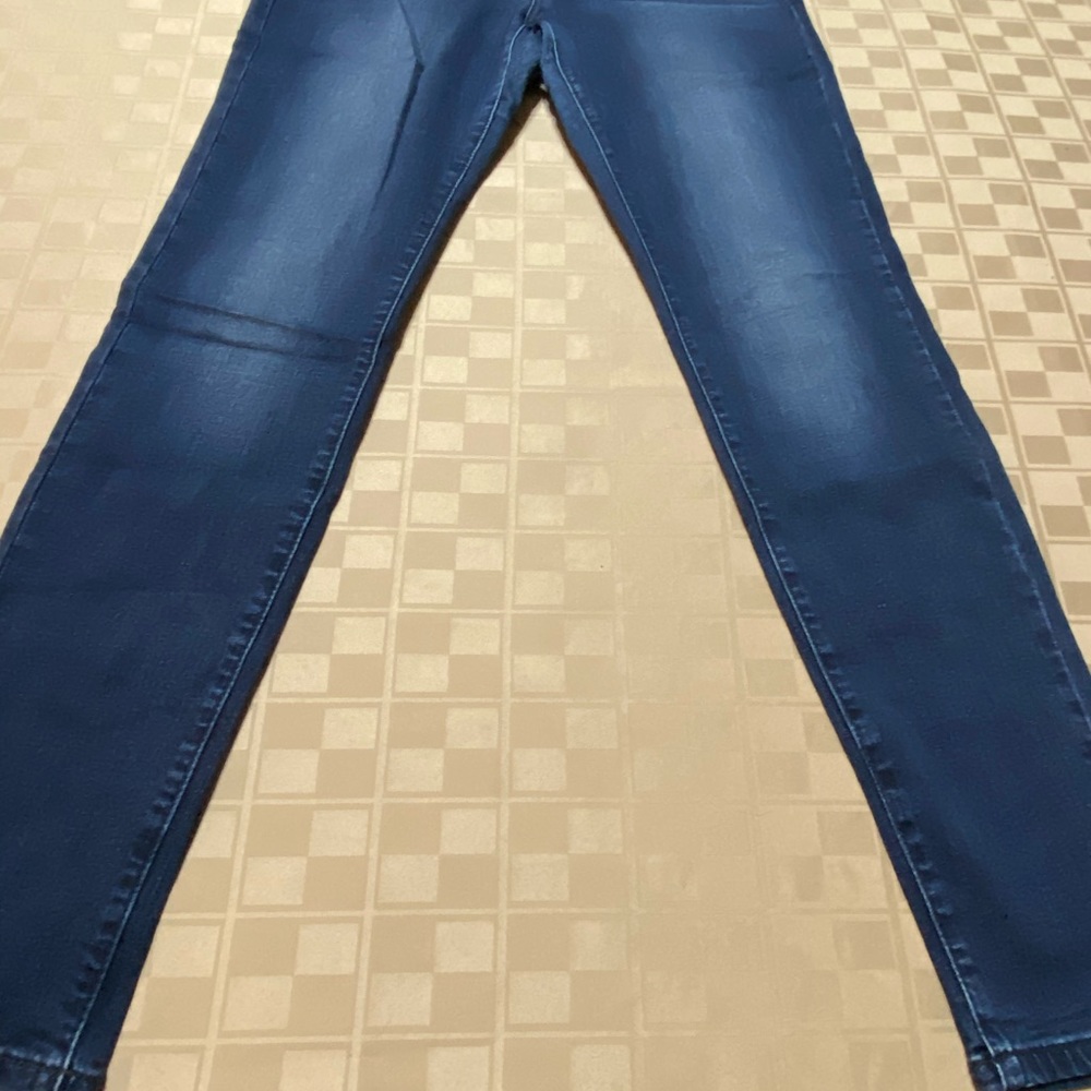 EUC KanCan Skinny Jeans Size 9/10 Dark‎ wash 28 X 30 Cotton Blend Mid Rise - Picture 4 of 7